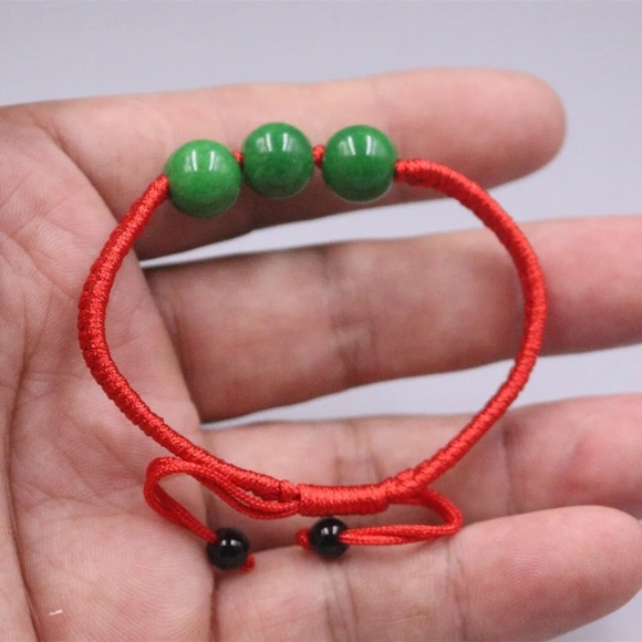 💗 Jade Beaded Macrame Bracelet 7”-8” adjustable NEW - Picture 3 of 5